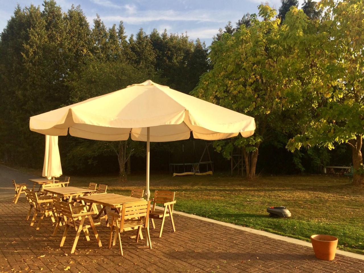 Hotel La Venerie Virton Ngoại thất bức ảnh