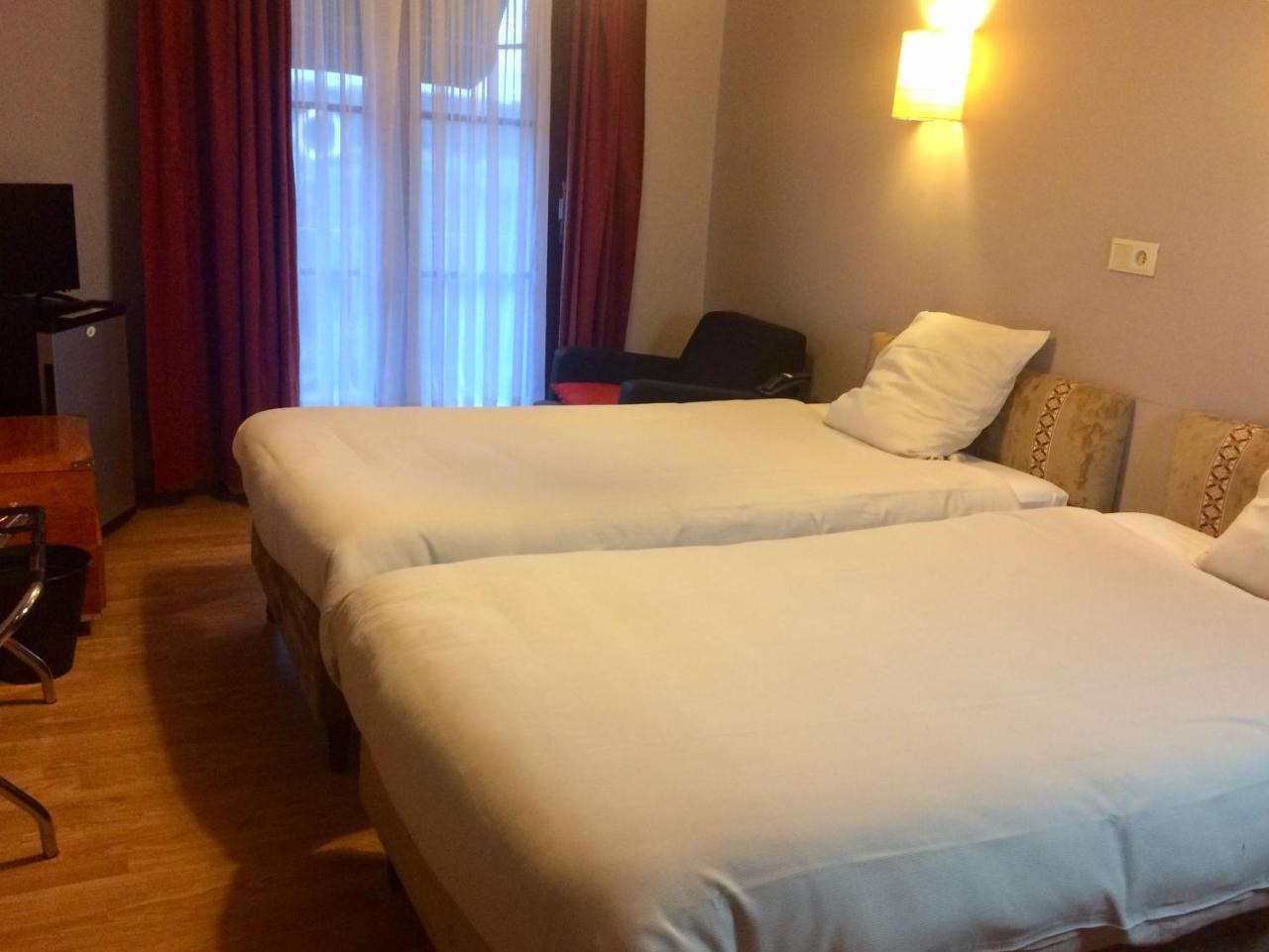 Hotel La Venerie Virton Ngoại thất bức ảnh