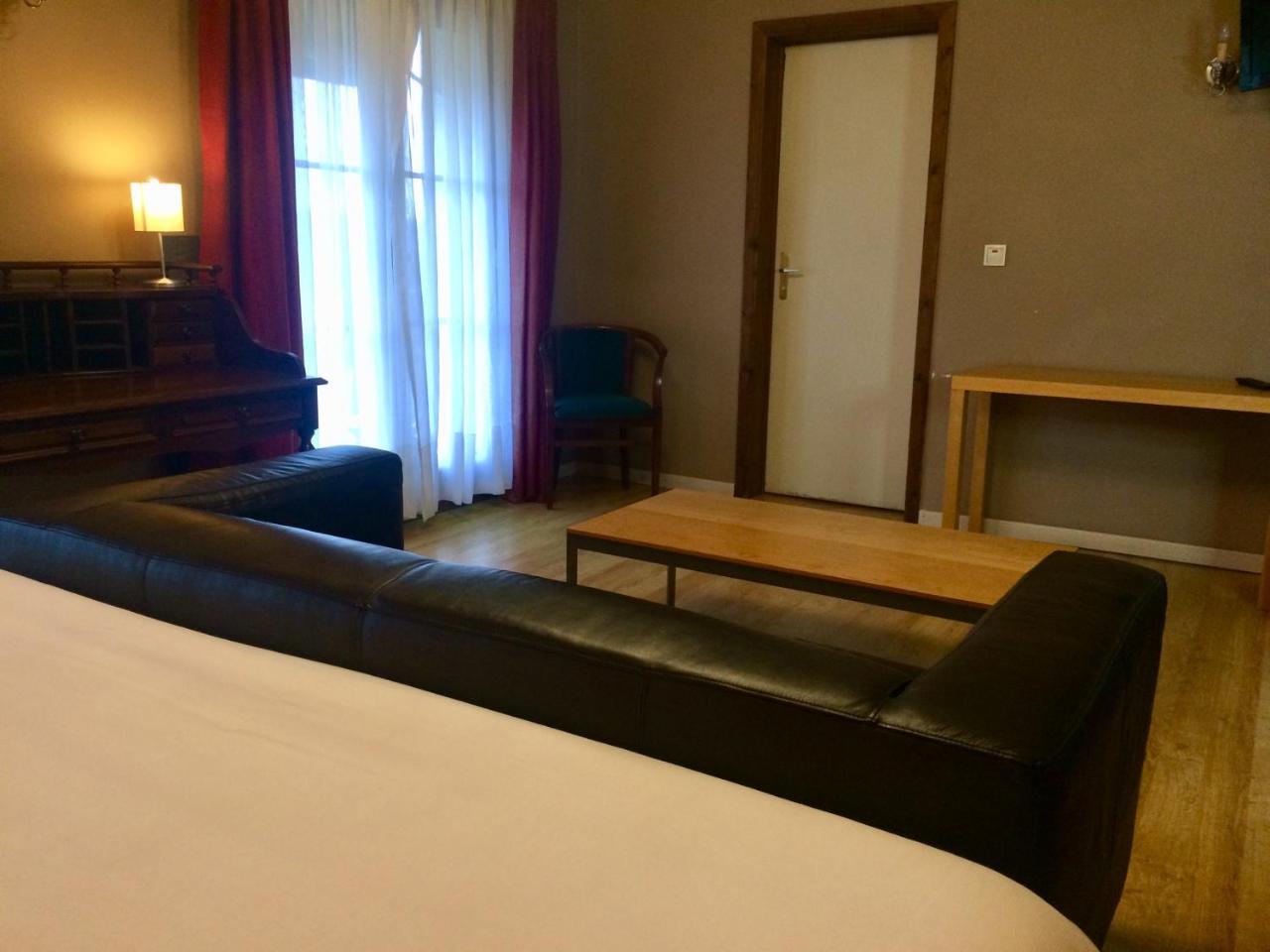 Hotel La Venerie Virton Ngoại thất bức ảnh
